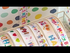 Geburtstagsgeschenk mit Baumwollband