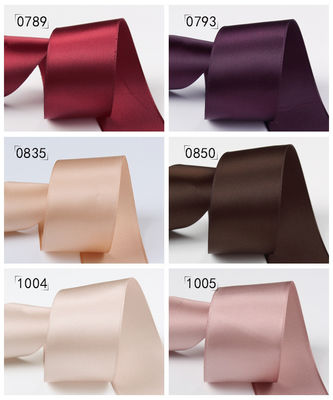 25 mm Doppelgesichts-Satinenband aus Polyester für Bekleidungszubehör