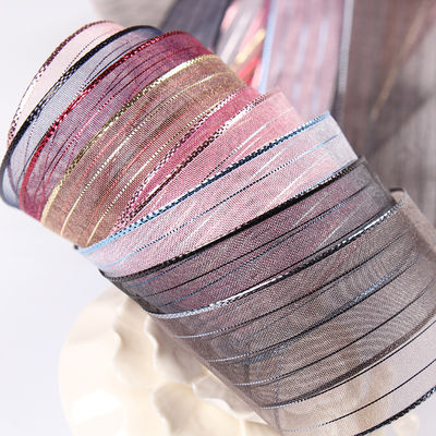 10mm-25mm Goldlinie gestreiftes Polyester Organza Band für Geschenkeverpackung und Kisten Verpackung oder Bandbogen