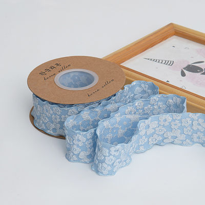 Aufgestellte Blumenspitzen 25 mm Polyester Champagner Spitzenband