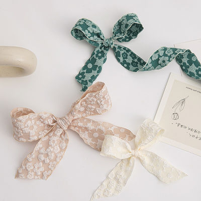 Aufgestellte Blumenspitzen 25 mm Polyester Champagner Spitzenband