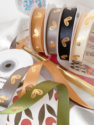 16mm Herzmuster Goldfolie Druckband für Geschenkverpackung und Dekoration