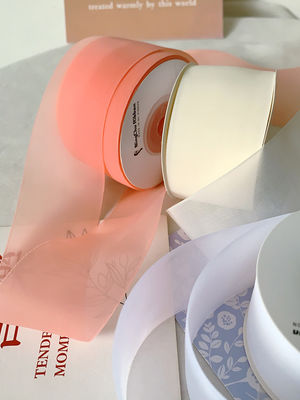High Density Polyester Organza Band 40mm für die Luxus Geschenkverpackung