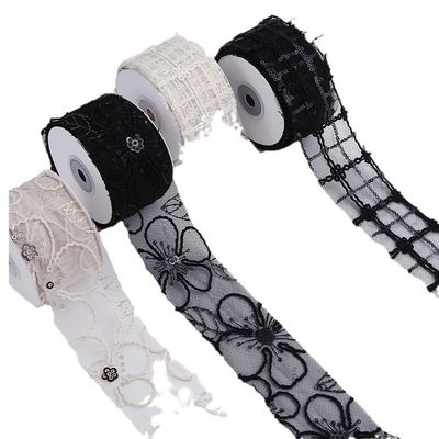 50 mm Scheinholz-Polyester-Gitterband mit Floral Jacquard-Band