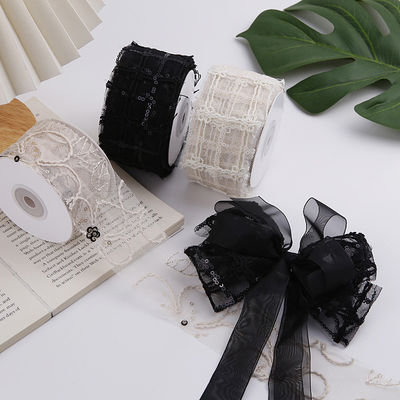 50 mm Scheinholz-Polyester-Gitterband mit Floral Jacquard-Band