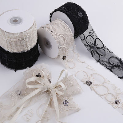 50 mm Scheinholz-Polyester-Gitterband mit Floral Jacquard-Band