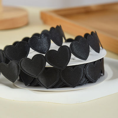 1.5cm*9m 2.5cm*9m Herzform Valentinstag Polyester Geschenkband Für Luxus Geschenkverpackung