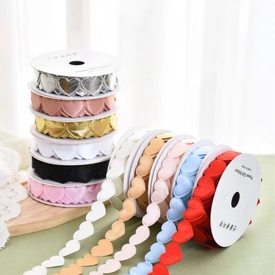 1.5cm*9m 2.5cm*9m Herzform Valentinstag Polyester Geschenkband Für Luxus Geschenkverpackung