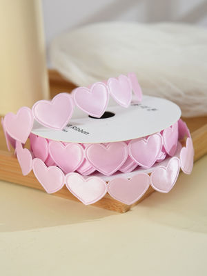 1.5cm*9m 2.5cm*9m Herzform Valentinstag Polyester Geschenkband Für Luxus Geschenkverpackung