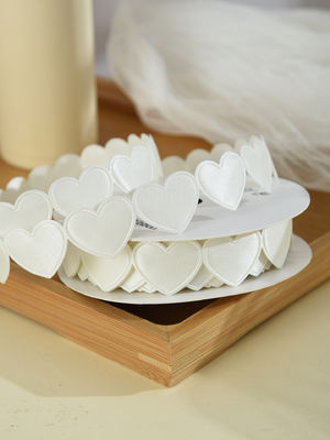 1.5cm*9m 2.5cm*9m Herzform Valentinstag Polyester Geschenkband Für Luxus Geschenkverpackung