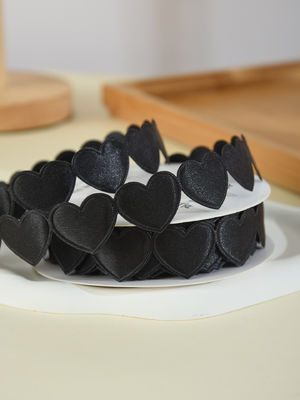 1.5cm*9m 2.5cm*9m Herzform Valentinstag Polyester Geschenkband Für Luxus Geschenkverpackung