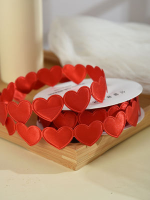 1.5cm*9m 2.5cm*9m Herzform Valentinstag Polyester Geschenkband Für Luxus Geschenkverpackung